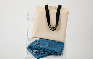 How to Personalize Tote Bags for Gifts Events  and Branding-01.jpg